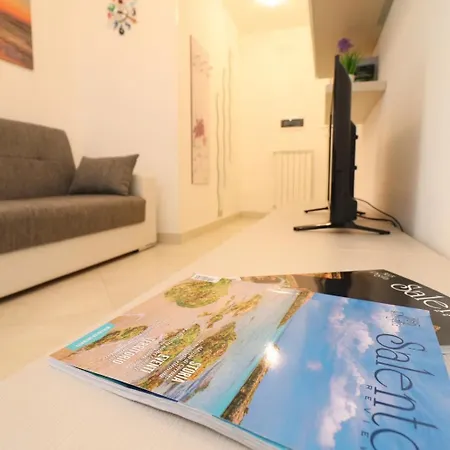 Casa Francesca Modern 3 Guest Flat With Ac & Wifi Апартаменты *