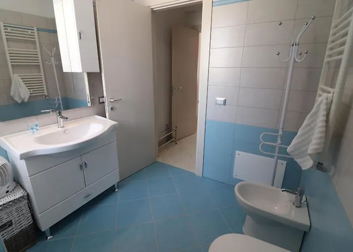 Casa Francesca Modern 3 Guest Flat With Ac & Wifi