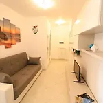Casa Francesca Modern 3 Guest Flat With Ac & Wifi Apartment Otranto